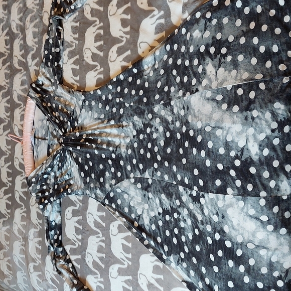 Dress - Picture 4 of 4